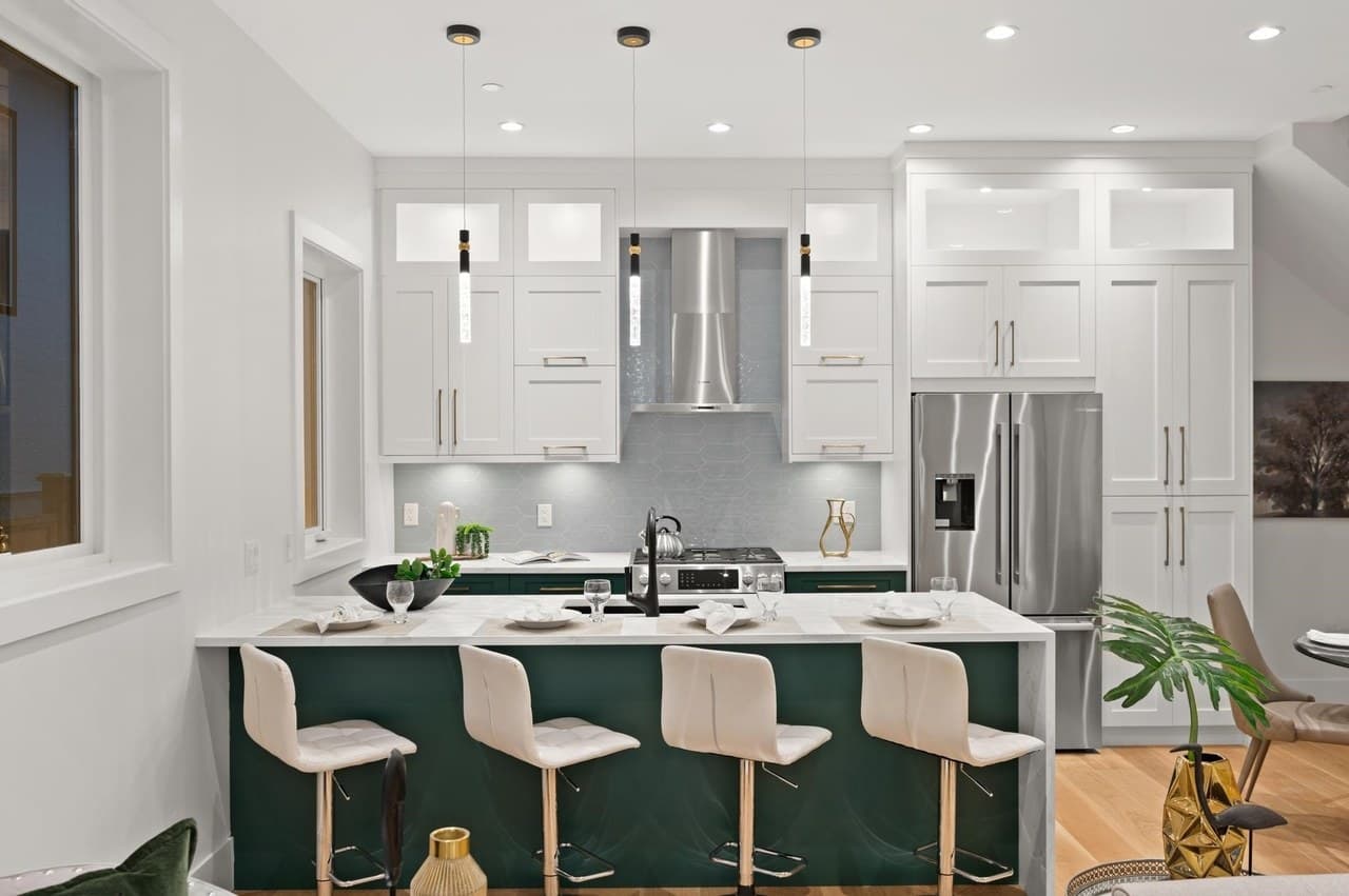 Kitchen context for an illustrative plumbing request